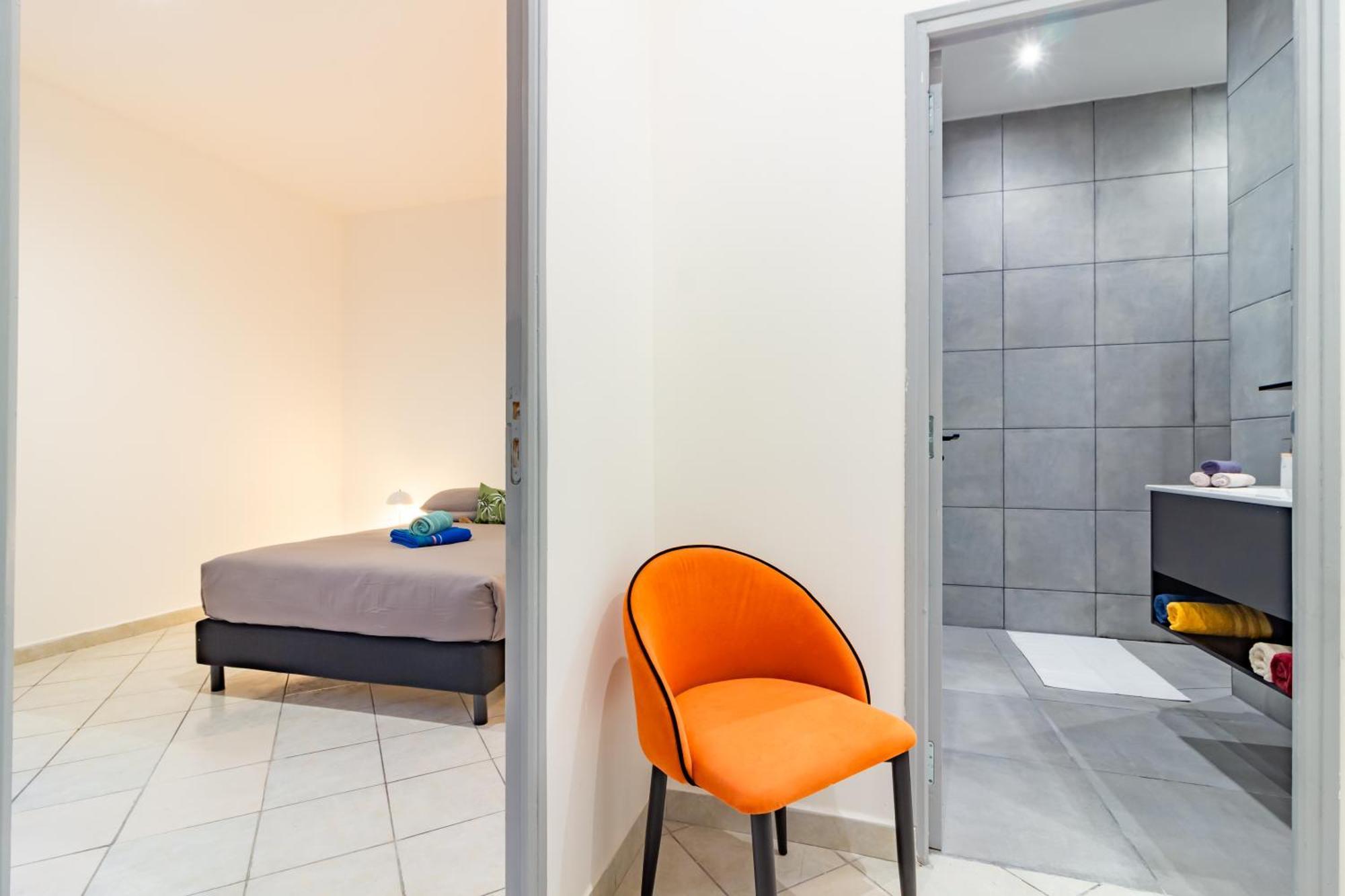 Spacieux Appartement En Plein Coeur De Beziers Bagian luar foto