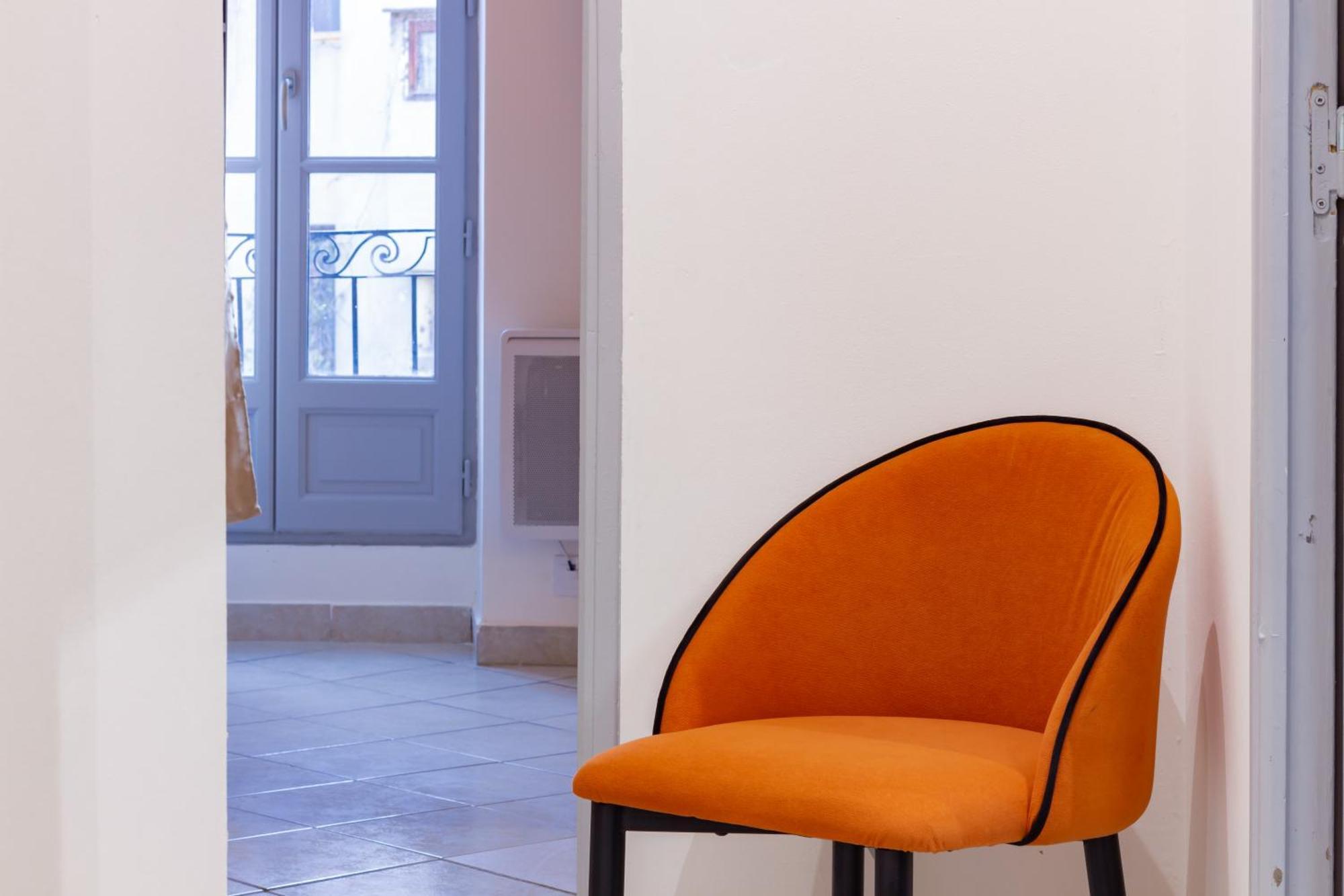 Spacieux Appartement En Plein Coeur De Beziers Bagian luar foto